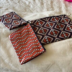 Geometric Patterned Pouch Set